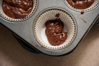 carmen-ladipo-rubber-scraper-movement-cupcakes